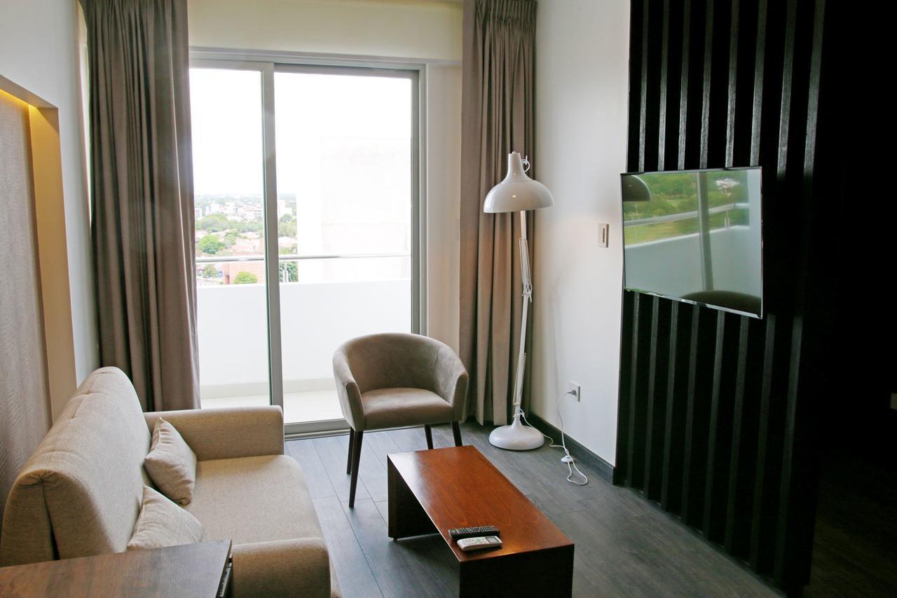 Urban Suites Apart Hotel Santa Cruz de La Sierra Luaran gambar